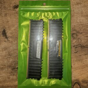 Mémoire vive vengeance LPX DDR4 recyclée ensemble de 16gb